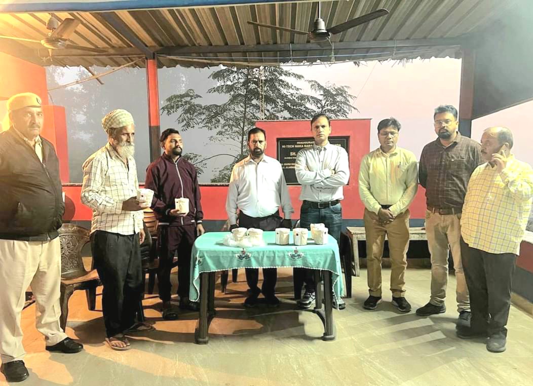 खाद्य सुरक्षा टीम ने सप्लाई हो रहे 7 क्विंटल पनीर के सैंपल लिए